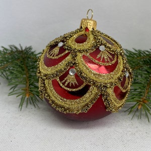 Red with gold Christmas glass Ball, Glitter Xmas Ornaments, Blown Christmas ball, best Christmas gift 2023,Handmade Paited XMAS glass Bauble