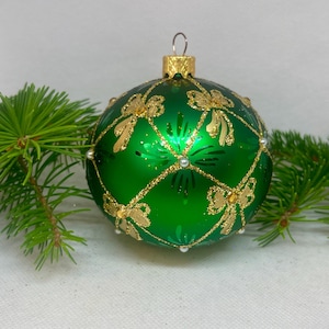 Green Christmas glass Ball, Glitter Xmas Ornament,Blown Christmas ball, the best Winter decor, Gifts ideas, Holiday decor, Xmas 2025